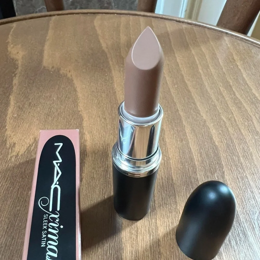 New MAC Macximal Sleek Satin lipstick in Stone 838 nude taupe brown 3.5g full sz - Picture 3 of 7